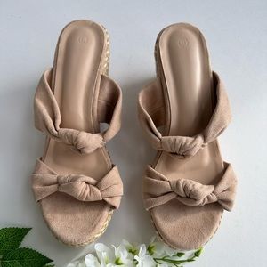 Espadrilles wedges open toe heels women’s size 9 light pink